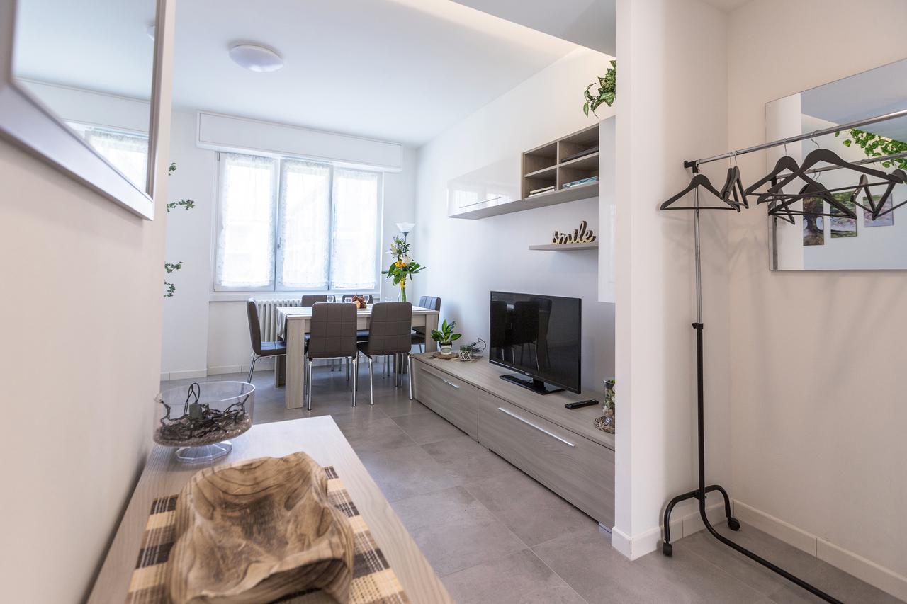 Apartament Milano Business Balcony Flat Zewnętrze zdjęcie
