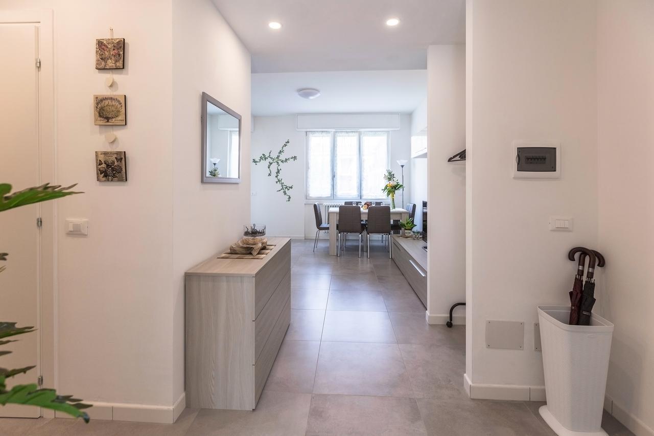 Apartament Milano Business Balcony Flat Zewnętrze zdjęcie